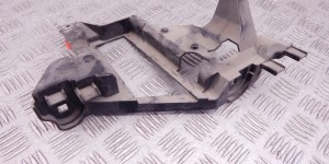 Крепление фары правой BMW X5-series (E53) 63 12 6 927 798