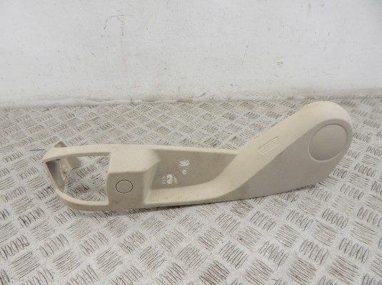 Накладка боковая на сиденье BMW 5-series (F10/11) 52 10 7 230 533