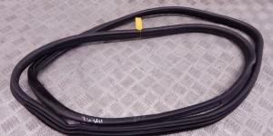 Уплотнитель BMW X5-series (E70) 51 76 7 220 381