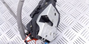 Замок двери задней правой BMW 3-series (E46) 51 22 7 011 246