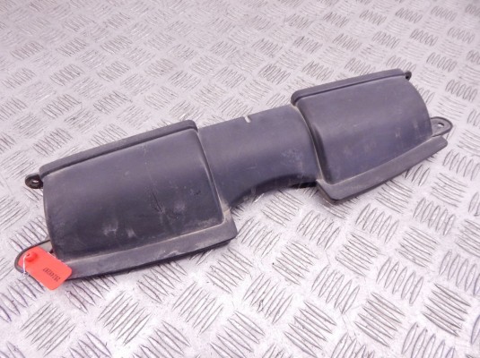 Воздухозаборник BMW 3-series (E90/91/92) 13 71 7 541 738