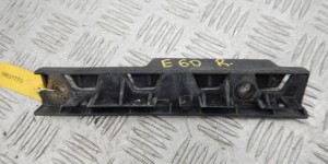 Кронштейн крепления крыла переднего правого BMW 5-series (E60/61) 51 71 7 066 228