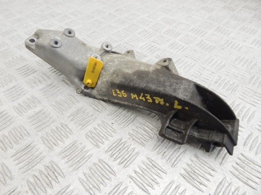 Кронштейн двигателя BMW 3-series (E36) 11 81 1 137 015