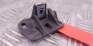 Крепление фары левой BMW 3-series (E90/91/92) 51 64 7 136 827