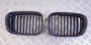Решетка радиатора BMW 5-series (E39) 51 13 8 159 315