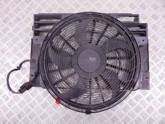 Вентилятор кондиционера BMW X5-series (E53) 64 54 6 921 382