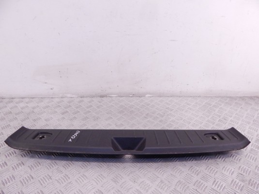 Обшивка багажника BMW i3-series (I01) 51 47 7 272 383