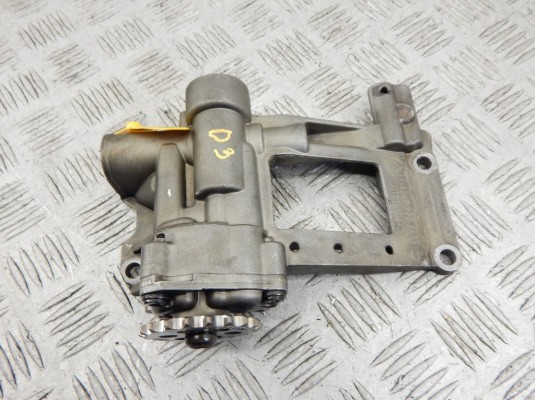 Насос масляный BMW X5-series (E70) 11 41 7 792 945 Насос масляный BMW X5-series (E70) 11 41 7 792 945