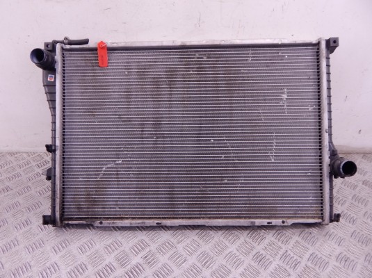 Радиатор (основной) BMW 5-series (E39) Радиатор (основной) BMW 5-series (E39)