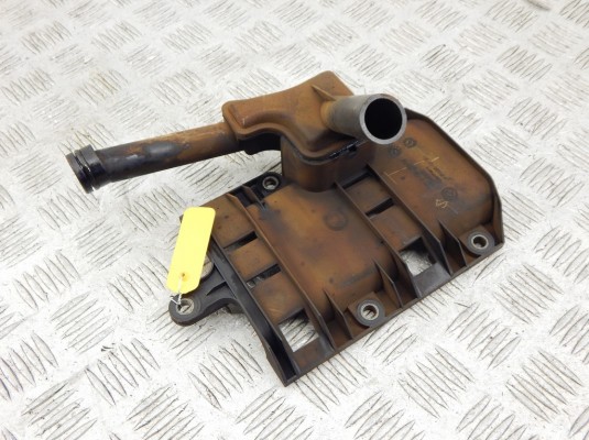 Маслозаборник BMW 1-series (E87) 11 41 7 521 173 Маслозаборник BMW 1-series (E87) 11 41 7 521 173