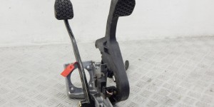 Узел педальный (блок педалей) BMW 3-series (E36) 35 10 1 164 842 Узел педальный (блок педалей) BMW 3-series (E36) 35 10 1 164 842