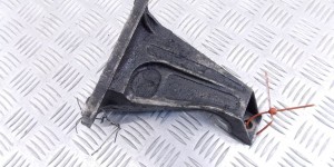 Кронштейн двигателя BMW 3-series (E46) 22 11 6 754 185