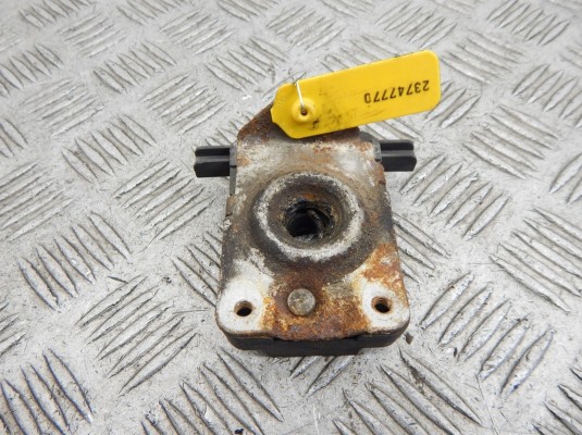 Замок капота BMW 5-series (E39) 51 23 8 203 859 Замок капота BMW 5-series (E39) 51 23 8 203 859