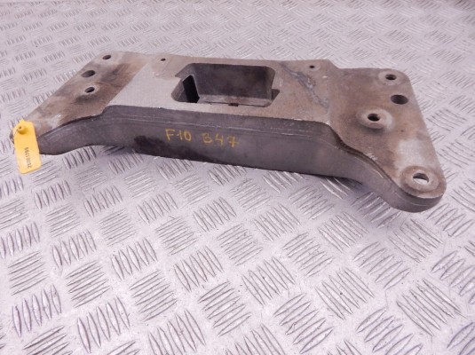 Кронштейн КПП BMW 5-series (F10/11) 22 32 6 858 029 Кронштейн КПП BMW 5-series (F10/11) 22 32 6 858 029