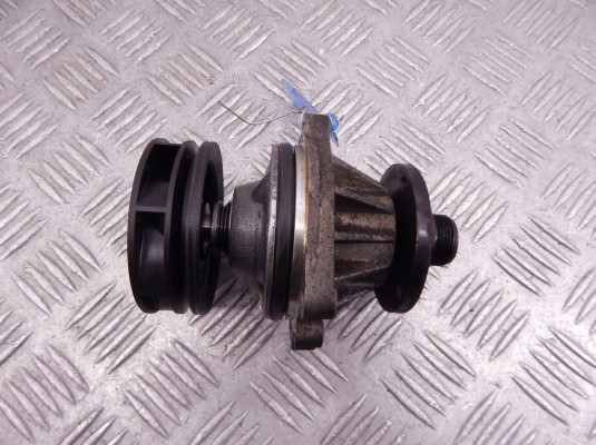 Помпа BMW 5-series (E39) 11 51 7 509 985