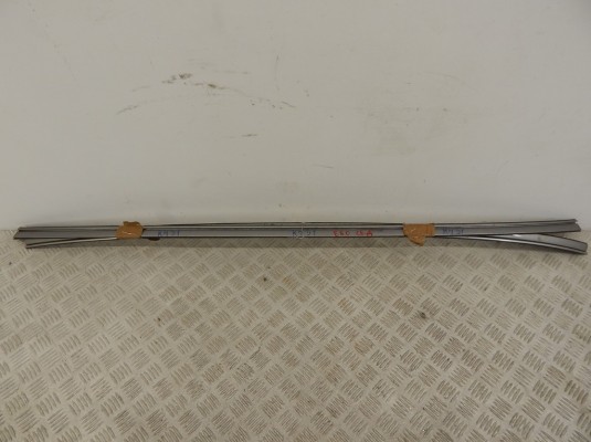 Молдинг крыши BMW 5-series (E60/61) 51 13 7 115 191 Молдинг крыши BMW 5-series (E60/61) 51 13 7 115 191