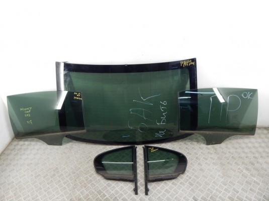 Комплект задних стекол BMW 7-series (F01/02)