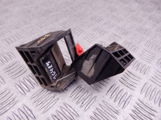 Кронштейн радиатора BMW X5-series (E70) 17 11 7 533 537