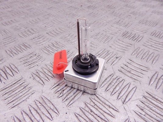 Лампочка BMW 3-series (E90/91/92) Лампочка BMW 3-series (E90/91/92)