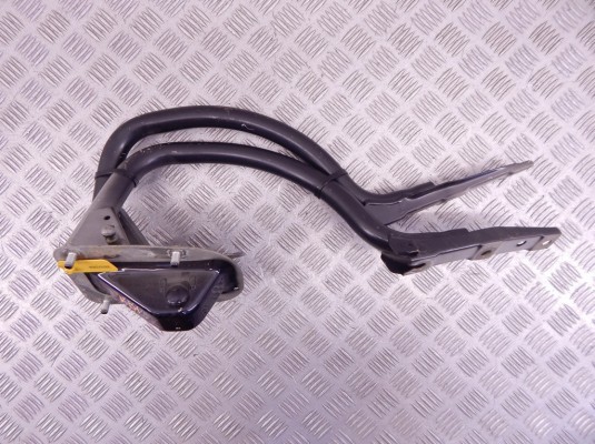 Петля крышки багажника BMW 7-series (F01/02) 41 62 7 189 257 Петля крышки багажника BMW 7-series (F01/02) 41 62 7 189 257