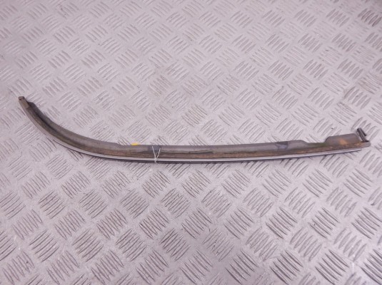 Ус под фару правый BMW 5-series (E39) 51 13 8 159 306