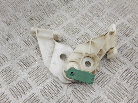 Кронштейн крепления бампера переднего BMW 3-series (E46) 51 11 8 195 295