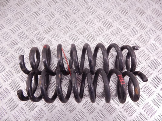 Пружина задняя BMW 1-series (E87) 33 53 6 767 336 Пружина задняя BMW 1-series (E87) 33 53 6 767 336