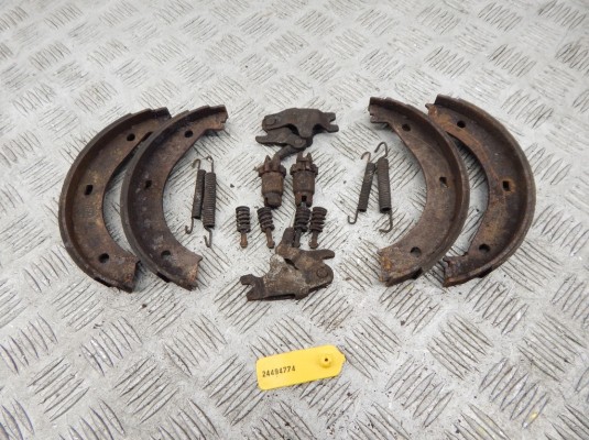 Механизм ручника (стояночного тормоза) BMW 5-series (E34) 34 41 6 761 294 Механизм ручника (стояночного тормоза) BMW 5-series (E34) 34 41 6 761 294