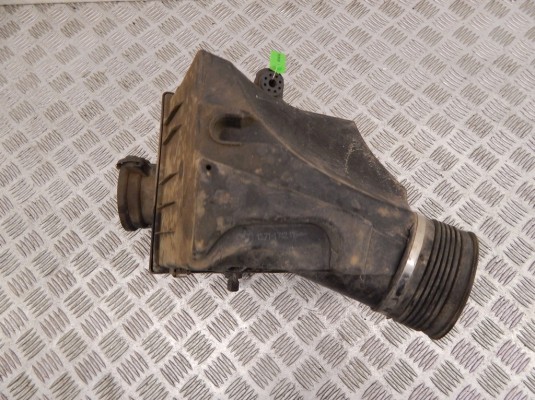Корпус воздушного фильтра BMW 7-series (E38) 13 71 1 742 116