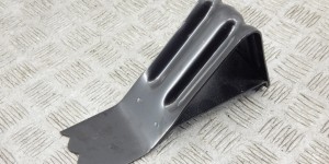 Упор противооткатный BMW X5-series (E53) 71 11 1 097 068 Упор противооткатный BMW X5-series (E53) 71 11 1 097 068