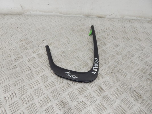 Молдинг стекла двери задней левой наружный BMW X6-series (E71) Молдинг стекла двери задней левой наружный BMW X6-series (E71)