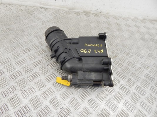 Корпус масляного фильтра BMW 3-series (E90/91/92) 11 42 7 807 799 Корпус масляного фильтра BMW 3-series (E90/91/92) 11 42 7 807 799