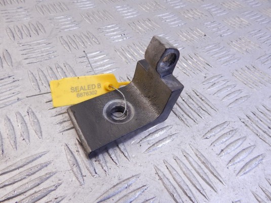Петля двери передней левой BMW 5-series (E60/61) 41 51 7 176 847