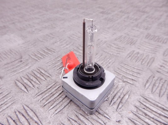 Лампочка BMW 3-series (E90/91/92) Лампочка BMW 3-series (E90/91/92)