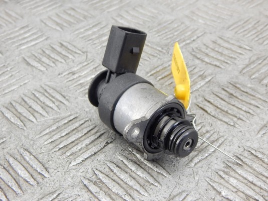 Датчик давления топлива BMW 3-series (F30/31) 13 51 7 823 454