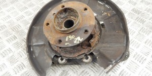 Ступица задняя левая BMW 3-series (E90/91/92) 33 32 6 774 809