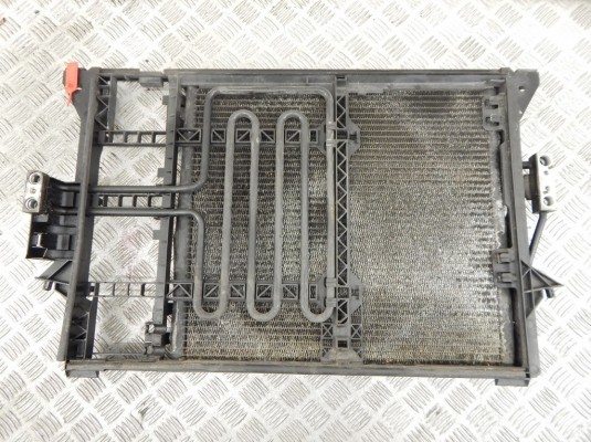 Кассета радиаторов BMW 5-series (E39) 17 11 1 740 787 Кассета радиаторов BMW 5-series (E39) 17 11 1 740 787