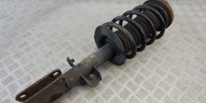 Стойка передняя правая BMW X5-series (E53) 31 30 6 754 344
