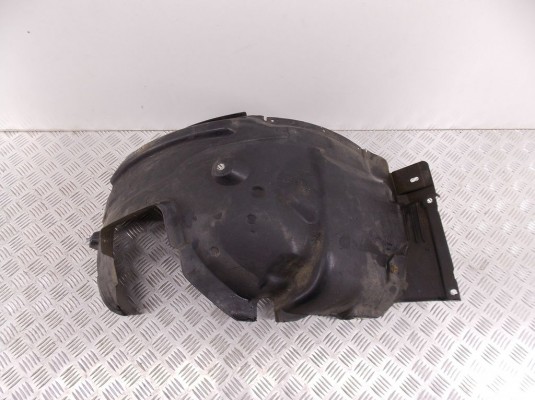 Защита арок передняя правая (подкрылок) BMW 3-series (E90/91/92) 51 71 7 059 378