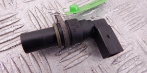 Датчик коленвала LAND-ROVER RANGE ROVER(2002-2005) 13 62 2 247 926 Датчик коленвала LAND-ROVER RANGE ROVER(2002-2005) 13 62 2 247 926