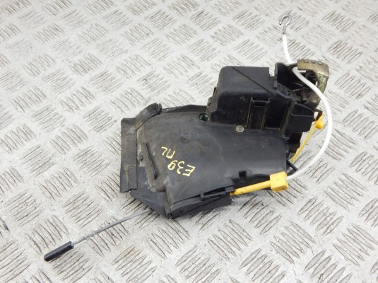 Замок двери передней левой BMW 5-series (E39) 51 21 8 235 097 Замок двери передней левой BMW 5-series (E39) 51 21 8 235 097