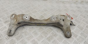 Кронштейн КПП BMW 1-series (E87) 22 31 6 771 064 Кронштейн КПП BMW 1-series (E87) 22 31 6 771 064