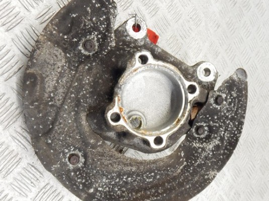 Ступица передняя правая BMW 1-series (E87) 31 21 6 764 444