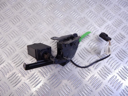 Замок стекла двери багажника BMW 5-series (E39) 51 24 8 238 469