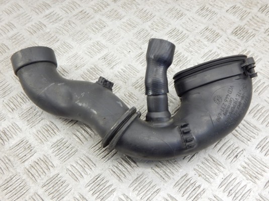 Патрубок интеркулера BMW X3-series (E83) 13 71 7 794 172