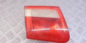 Фонарь крышки багажника левый BMW 3-series (E46) 63 21 8 368 759
