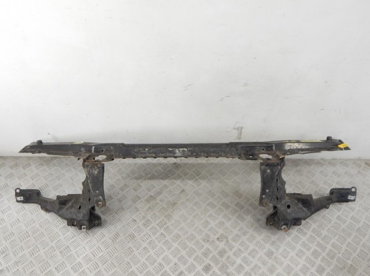 Передняя панель крепления облицовки (телевизор) BMW X5-series (E53) 51 71 8 402 319