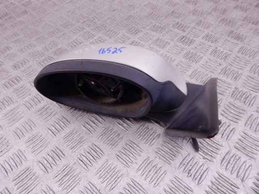 Зеркало наружное левое BMW 3-series (E90/91/92) 51 16 8 046 427 Зеркало наружное левое BMW 3-series (E90/91/92) 51 16 8 046 427