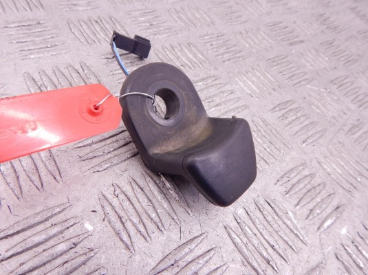 Кнопка открытия стекла багажника BMW 5-series (E60/61) 61 31 9 200 673