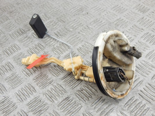 Датчик уровня топлива BMW 5-series (E39) 16 14 1 183 179 Датчик уровня топлива BMW 5-series (E39) 16 14 1 183 179